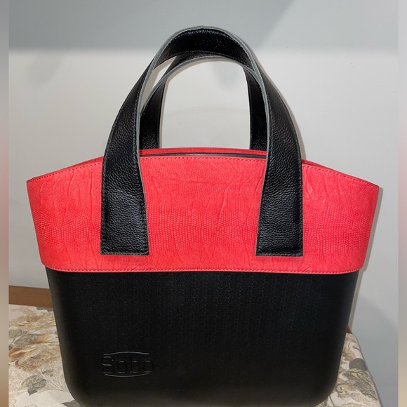 NWOT Luxury Durable SOBO Totes With Trim - Picture 4 of 9